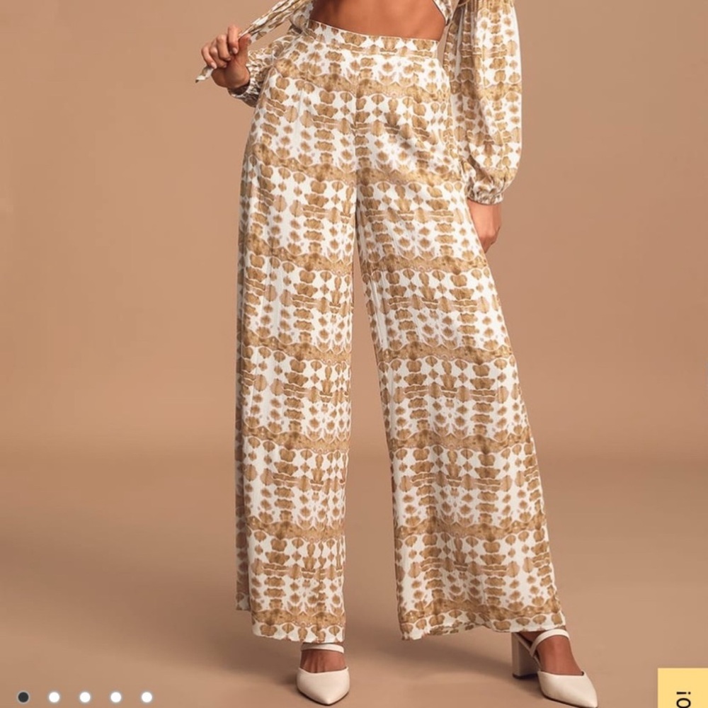 Lulu’s Wide Leg Pants